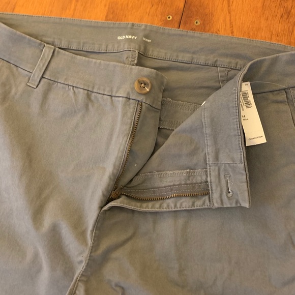 NWT Old navy khaki pants - Picture 3 of 5